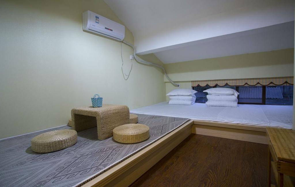 Zerg Backpackers Youth Hostel Сіань Номер фото