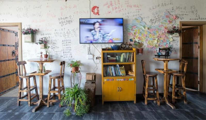Zerg Backpackers Youth Hostel Сіань Екстер'єр фото